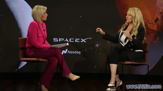 2026 年 6 月 12 日，纽约纳斯达克往复中心，SpaceX公司 总裁兼首席运营官格温妮・肖特韦尔在公司 IPO 上市技巧接纳 CNBC 专访。
